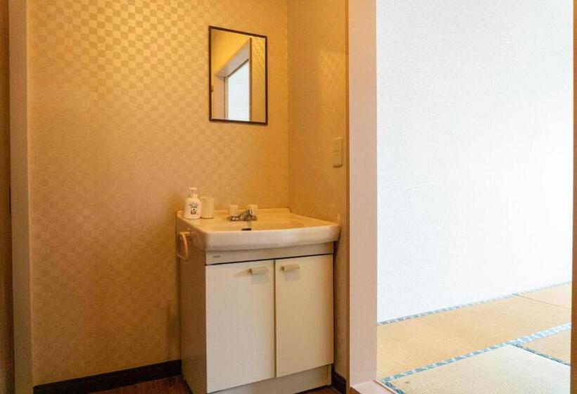 Четырехместный Номер Стандарт, Guest House Moshiripa