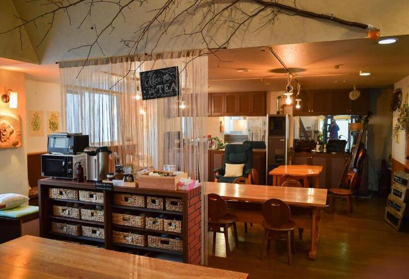 اتاق استاندارد چهار تخته, Guest House Moshiripa