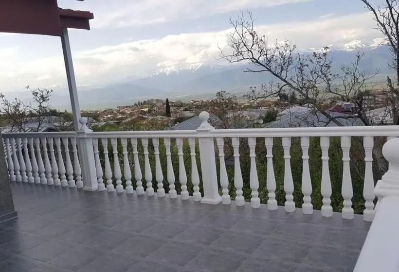 اتاق استاندارد با بالکن, Ronini Telavi