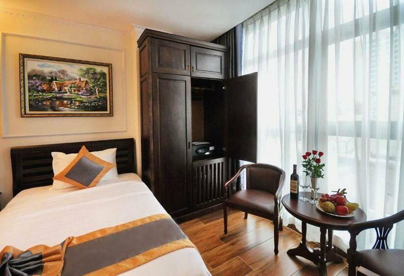 اتاق استاندارد سه نفره, Apollo Hotel Nha Trang Beach