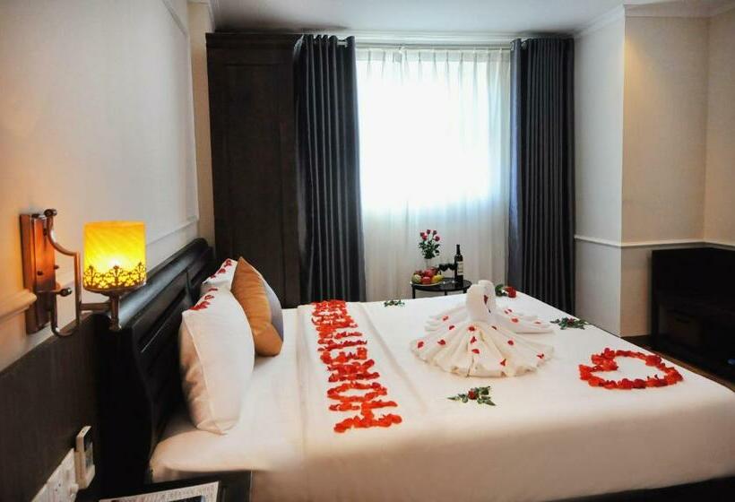 اتاق لوکس با چشم‌انداز شهر, Apollo Hotel Nha Trang Beach