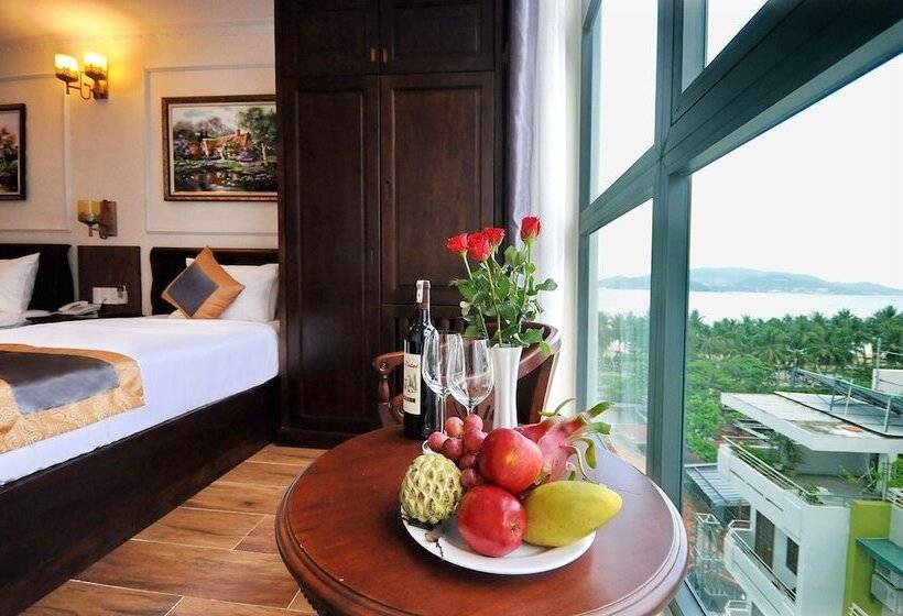 اتاق لوکس با چشم‌انداز شهر, Apollo Hotel Nha Trang Beach