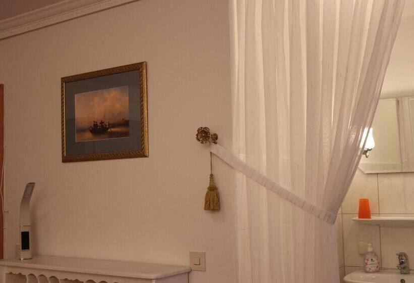 חדר סטנדרט נוף לגינה, & Restaurant Pension Bei Der Post