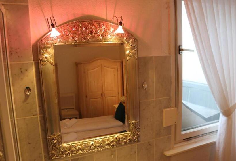 חדר סטנדרט, & Restaurant Pension Bei Der Post