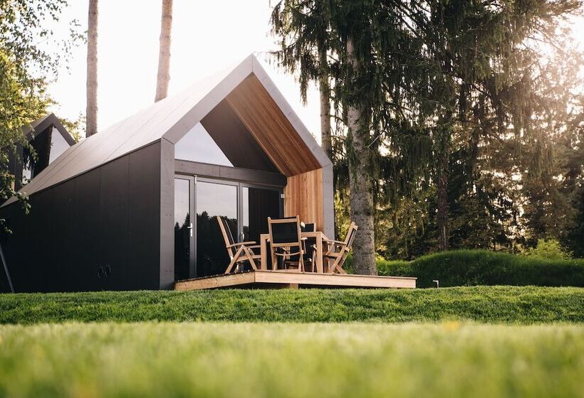 کلبه ییلاقی دلوکس یک خوابه, Luxury Glamping Chocolate Village