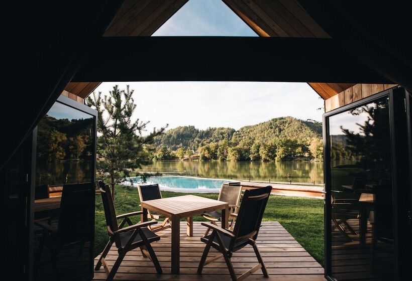 کلبه ییلاقی, Luxury Glamping Chocolate Village