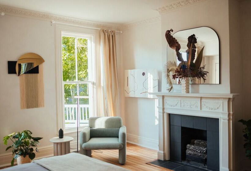 スタンダードルーム, Dreamers By Dw