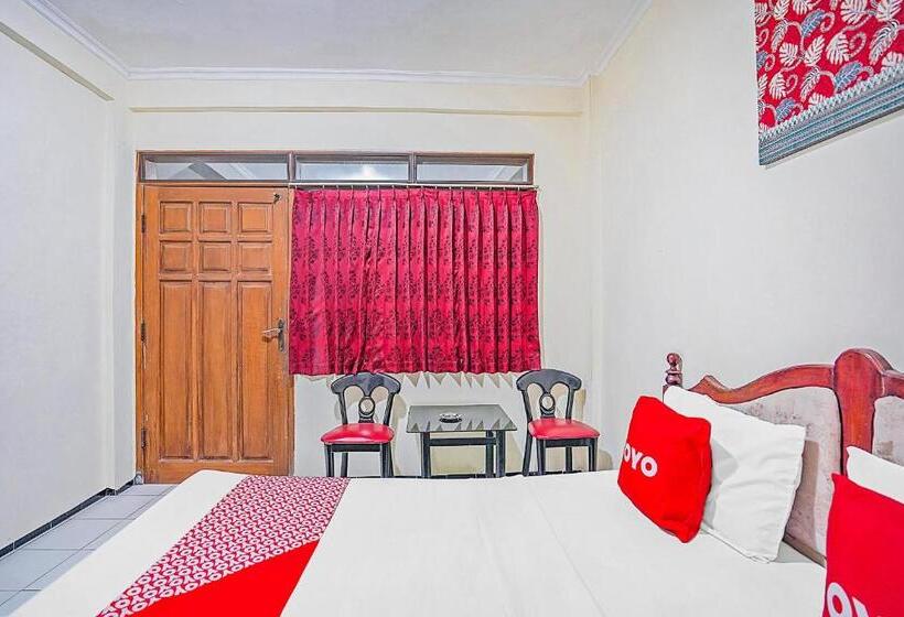 Deluxe Rum, Lie Mas Prigen Pasuruan Mitra Reddoorz