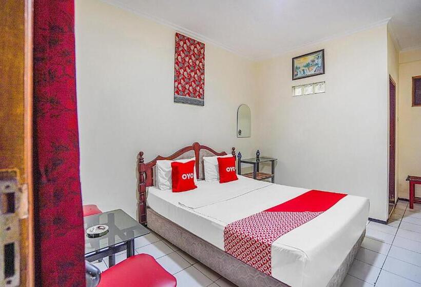 Deluxe Rum, Lie Mas Prigen Pasuruan Mitra Reddoorz