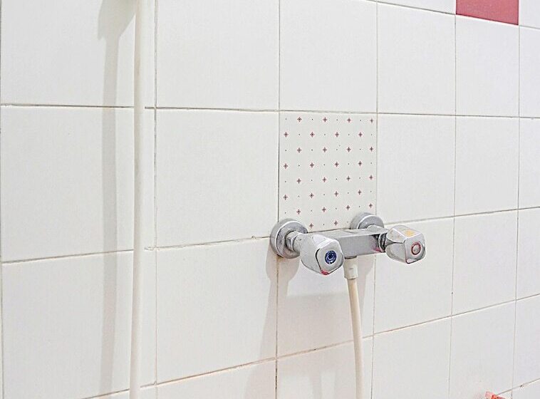 Deluxe Rum, Lie Mas Prigen Pasuruan Mitra Reddoorz