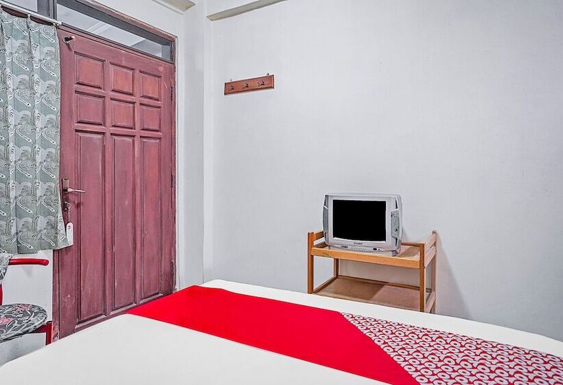 חדר סטנדרט, Lie Mas Prigen Pasuruan Mitra Reddoorz
