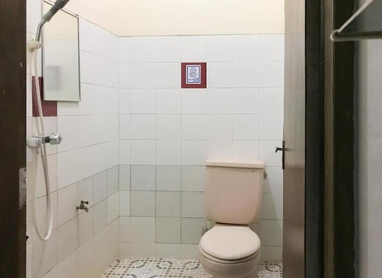 Deluxe Rum, Lie Mas Prigen Pasuruan Mitra Reddoorz