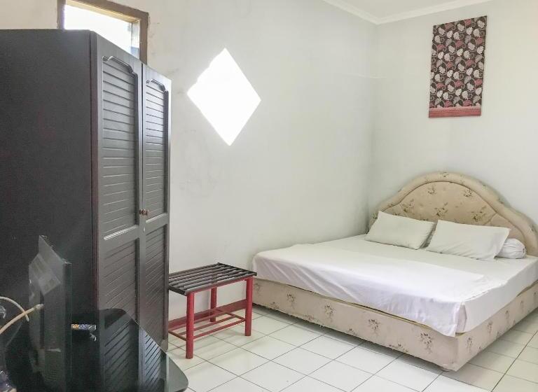 Deluxe Rum, Lie Mas Prigen Pasuruan Mitra Reddoorz