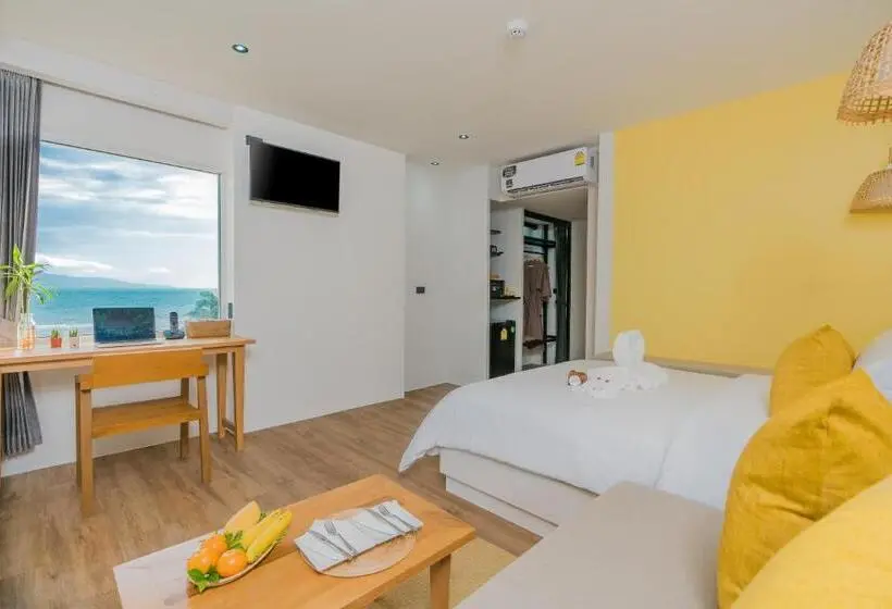片側に海が見えるデラックスルーム, Princess Paradise Koh Phangan