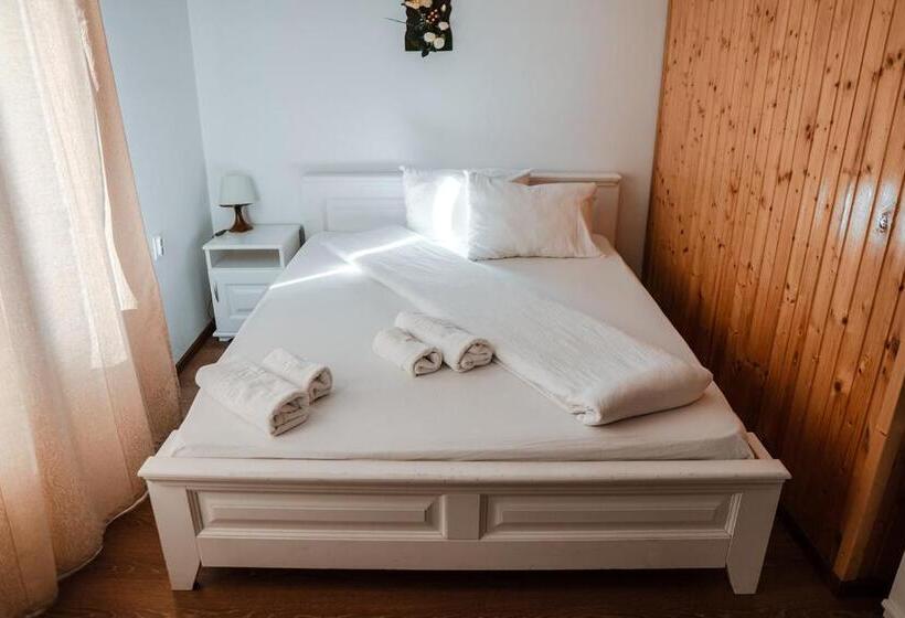 スタンダードルーム, Pensiunea Petru