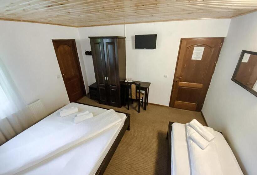 コンフォートトリプルルーム, Pensiunea Petru