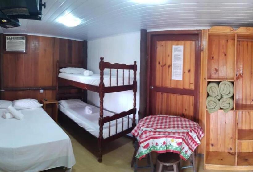 غرفة سوبيريور رباعية, Pousada Halliny Do Rosa