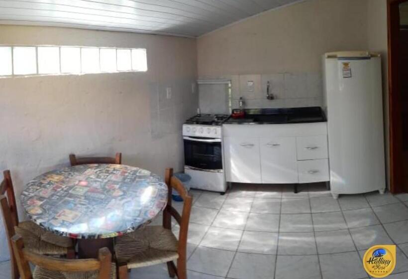 디럭스 룸, Pousada Halliny Do Rosa