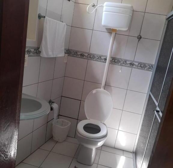 패밀리 룸, Pousada Halliny Do Rosa