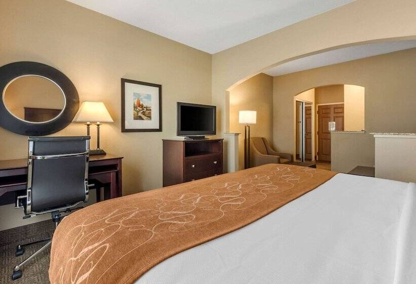 סוויטה, Comfort Suites Near Route 66