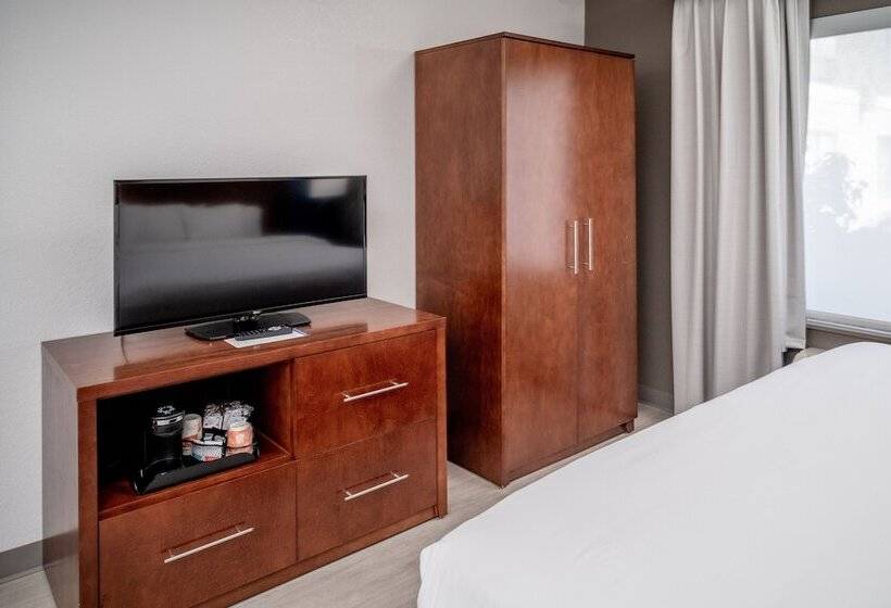 스위트, Comfort Suites Prestonsburg West