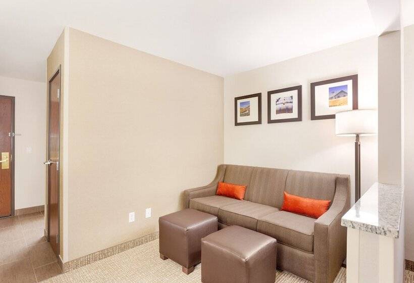 スイート, Comfort Suites Yakima
