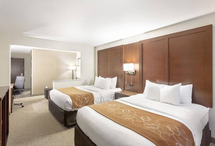 جناح, Comfort Suites Yakima