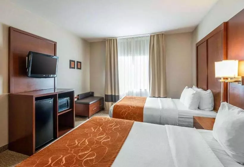 スイート, Comfort Suites Yakima