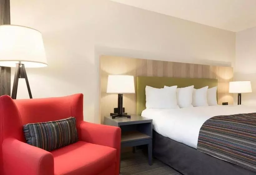 キングサイズベッドのスイートルーム, Country Inn & Suites By Radisson, Chippewa Falls, Wi
