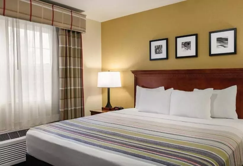 キングサイズベッドのスイートルーム, Country Inn & Suites By Radisson, Dakota Dunes, Sd