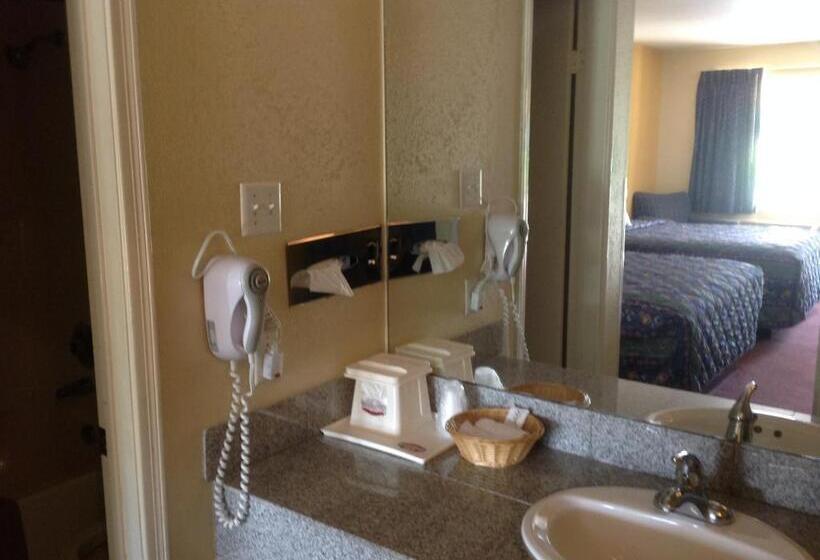 חדר סטנדרט עם מיטת קינג, Countryside Inn