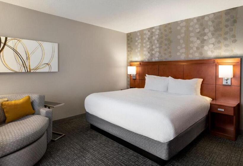 带大床的标准间, Courtyard Tupelo