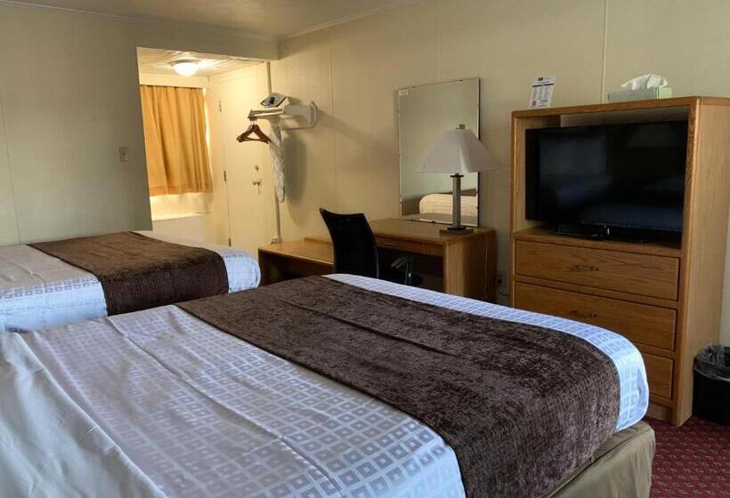 Номер Стандарт, Red Carpet Inn & Suites Ebensburg