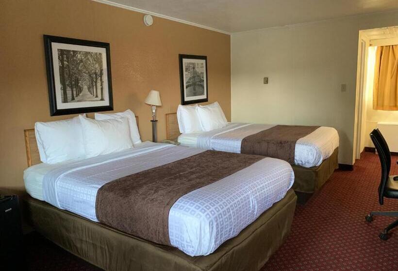 Номер Стандарт, Red Carpet Inn & Suites Ebensburg