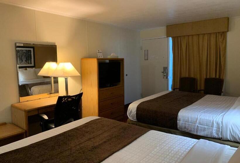 Номер Стандарт, Red Carpet Inn & Suites Ebensburg