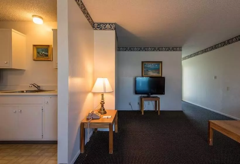 سوییت اجرایی, Coral Reef Inn & Condo Suites
