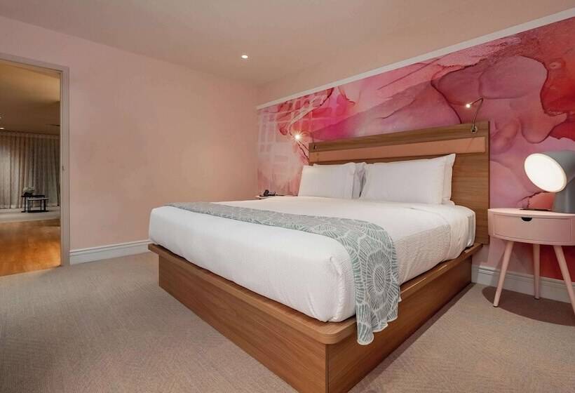 带大床的套房, The Bentley Hotel Southampton