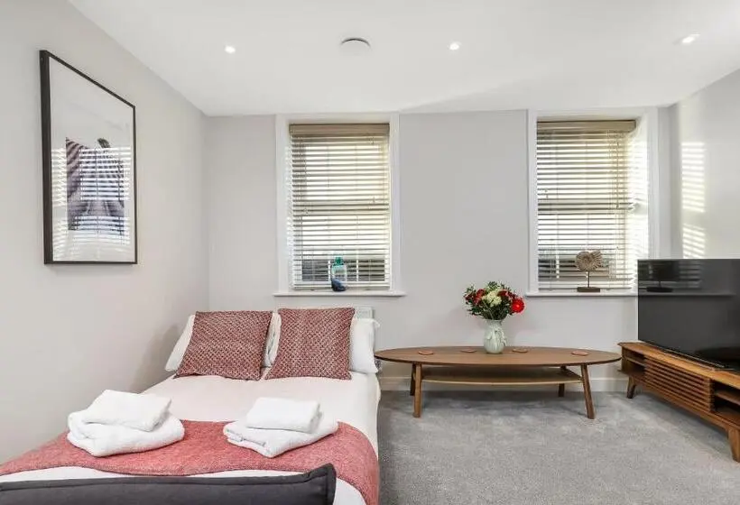 ２ベッドルームアパートメント, Executive Apartments