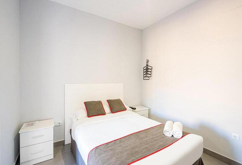 스탠다드 트리플 룸, Hostal Jireh