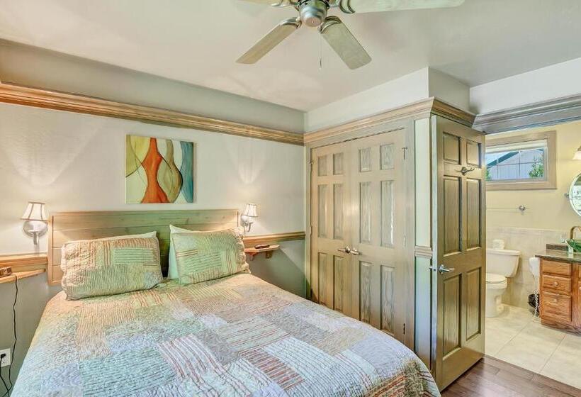 جناح, Fish Creek Inn