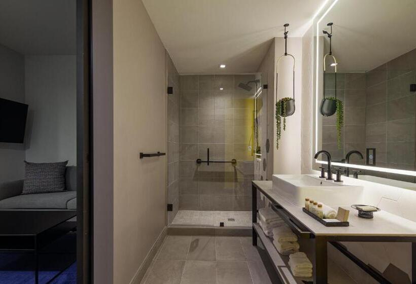 스위트 킹사이즈 침대, Indigo Miami Brickell By Ihg