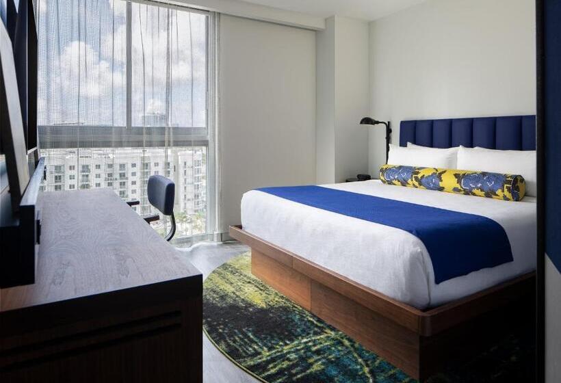 스탠다드 룸 킹사이즈 침대, Indigo Miami Brickell By Ihg
