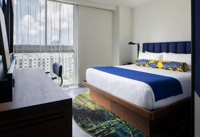 キングサイズベッドのスタンダードルーム, Indigo Miami Brickell By Ihg