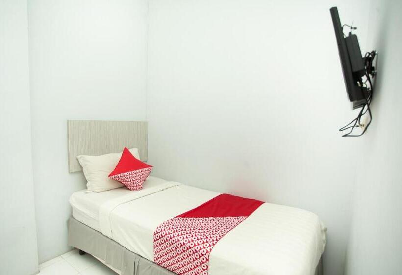 اتاق استاندارد یک نفره, Oyo 850 Lapan Lapan
