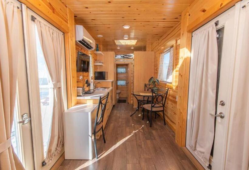 غرفة قياسية, Tiny House Leadville