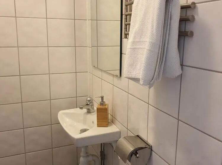 スタンダードシングルルーム, Smålandsstenar Hotell