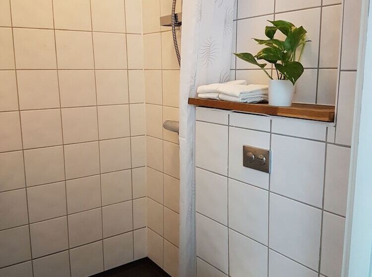 Номер Стандарт Индивидуальный, Smålandsstenar Hotell