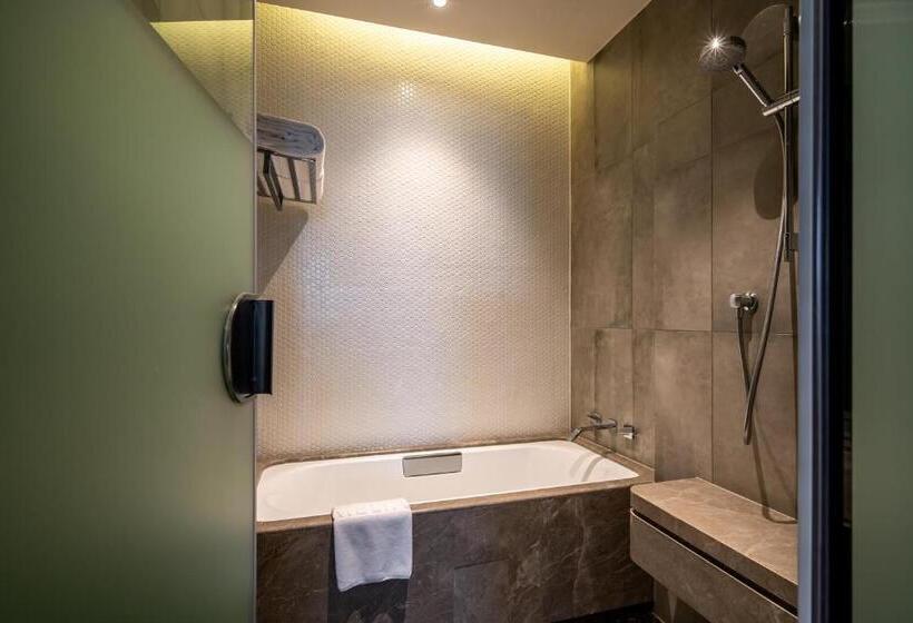 디럭스 룸, Melia Shanghai Parkside