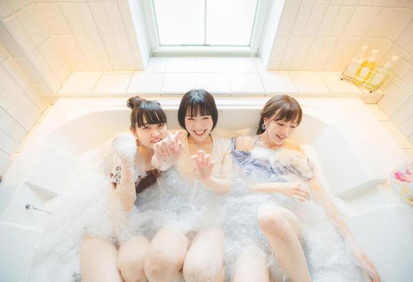 Suite, & Sweets Fukuoka ホテルアンドスイーツフクオカ Adult Only