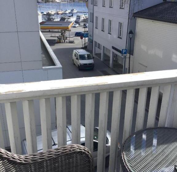 Апартаменты 1 Спальня, Holsthuset Losji